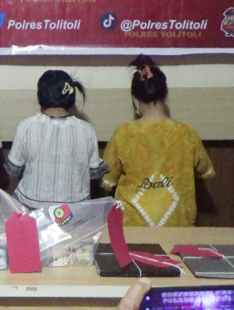 DITANGKAP: Nur (kanan) masih dalam pemeriksaan polisi. (ham/nussa.co)